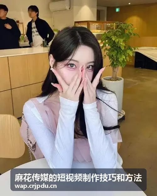 鉴黄师app下载免费入口先锋背景